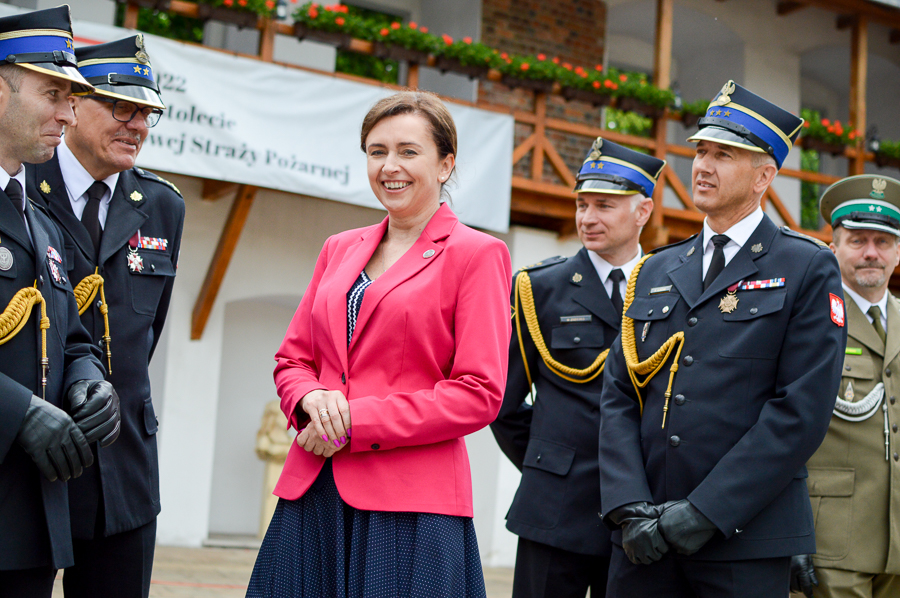 Jedyną parlamentarzystką obecną na Dniu Strażaka była senator Ewa Gawęda. Podziękowała strażakom za pomoc uchodźcom z Ukrainy. - Na was zawsze można liczyć - dodała.