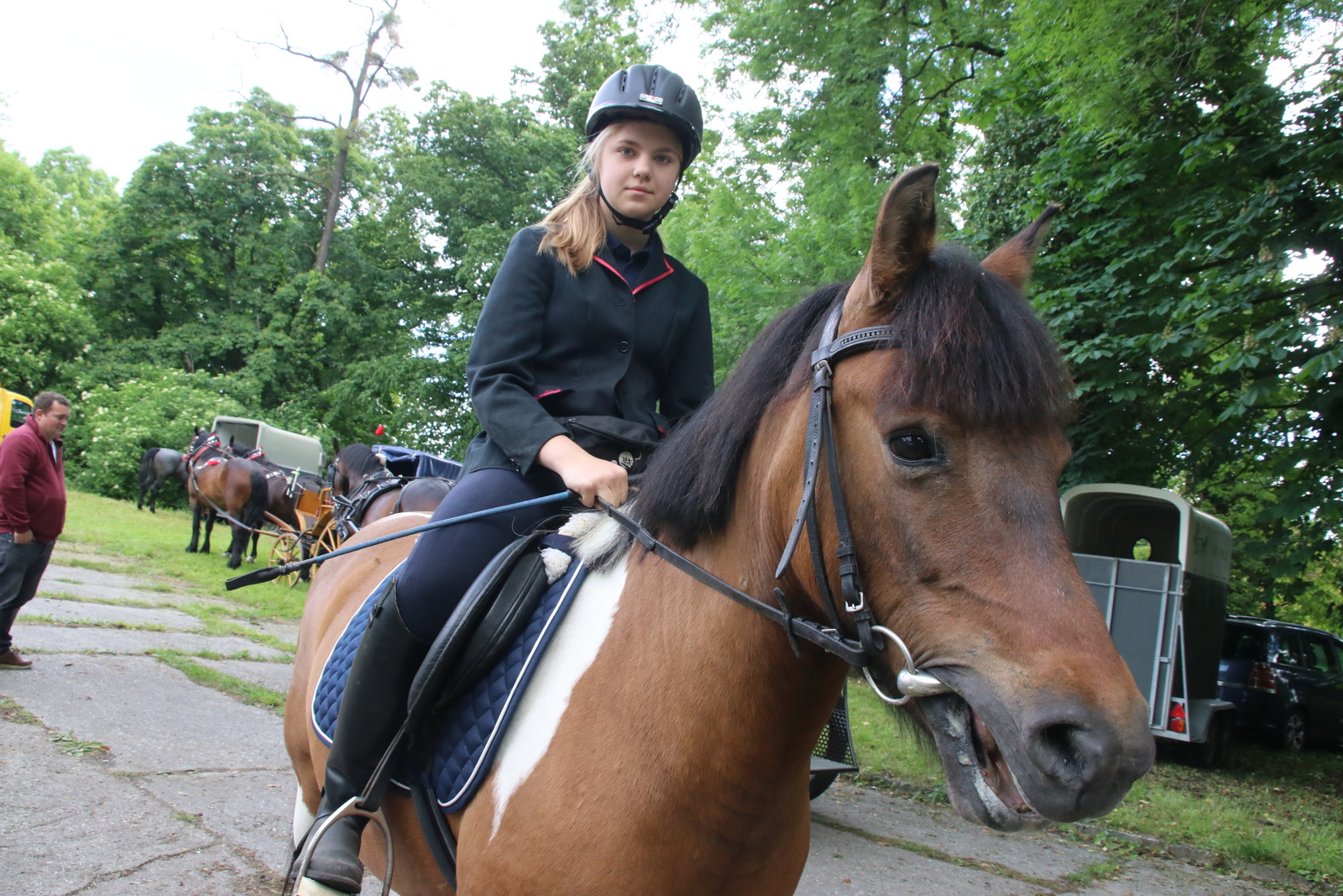 Natalia Bochenek z Anirą do Łubowic przyjechała z Rybnika Chwałęcic. - Jestem tutaj pierwszy raz, byłam ciekawa tego spotkania - powiedziała nam amazonka