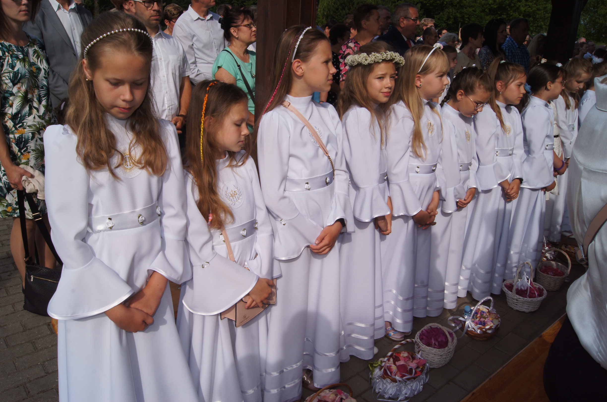 Tradycyjnie w procesji wzięły udział dzieci, które przyjęły pierwszą Komunię Świętą