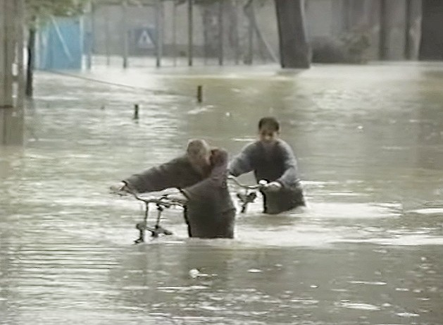 Film pokazuje, jak wyglądał Racibórz w czasie powodzi tysiąclecia