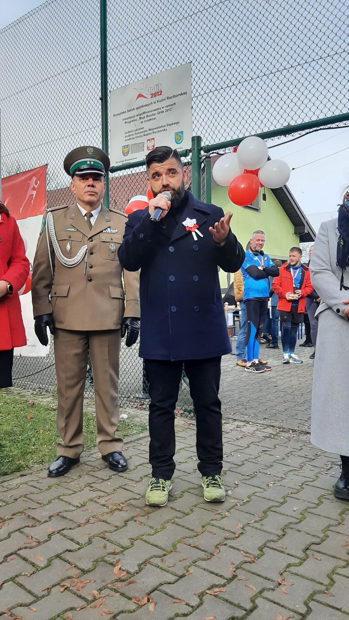 Wojciech Gdesz opowiedział o idei posadzenia dębu poświęconego pamięci Karola Grzesika z Siedlisk