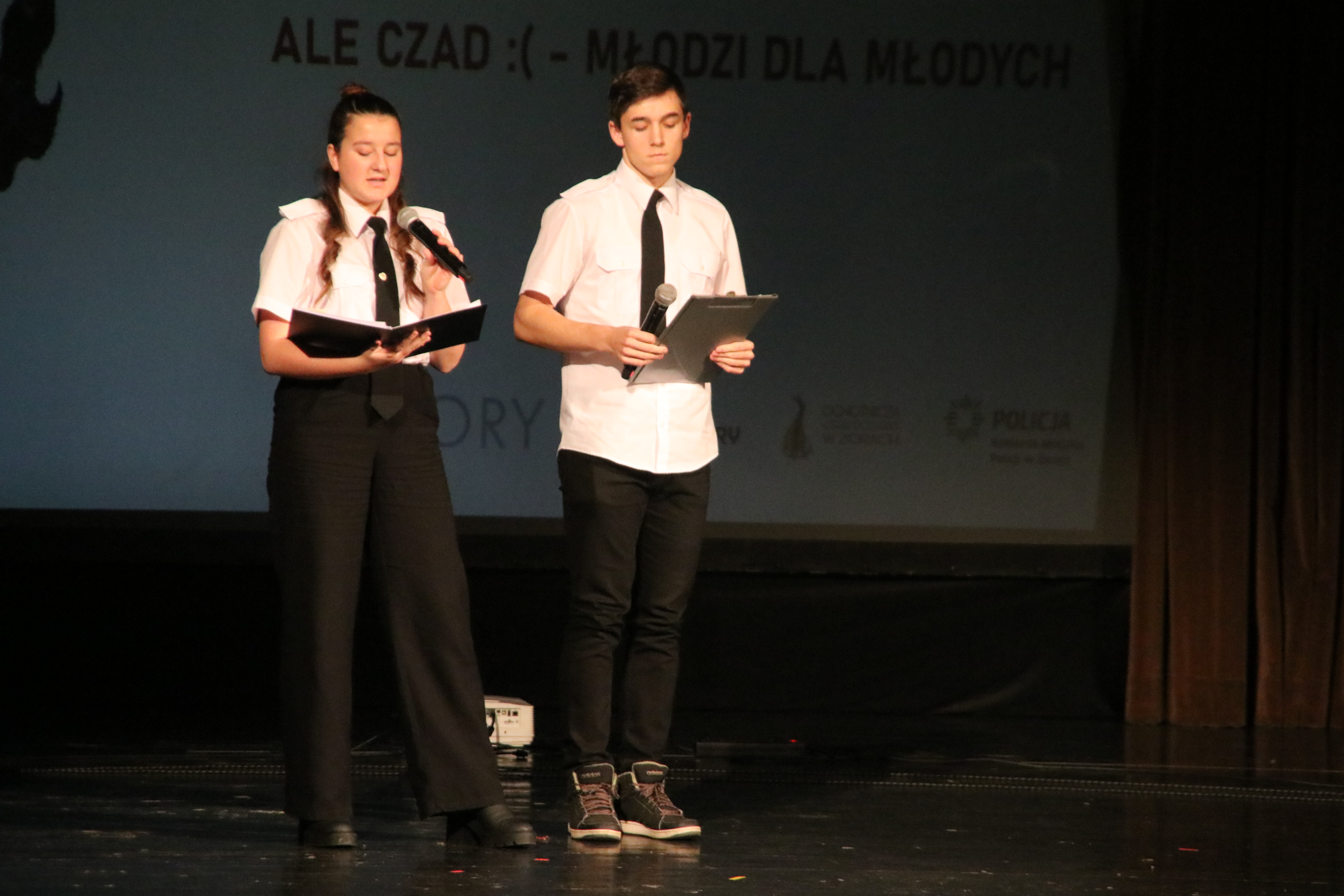 Ewelina Szewczyk i Mateusz Kaczmarczyk z klasy III C LO nr 3 opowiedzieli o założeniach akcji.