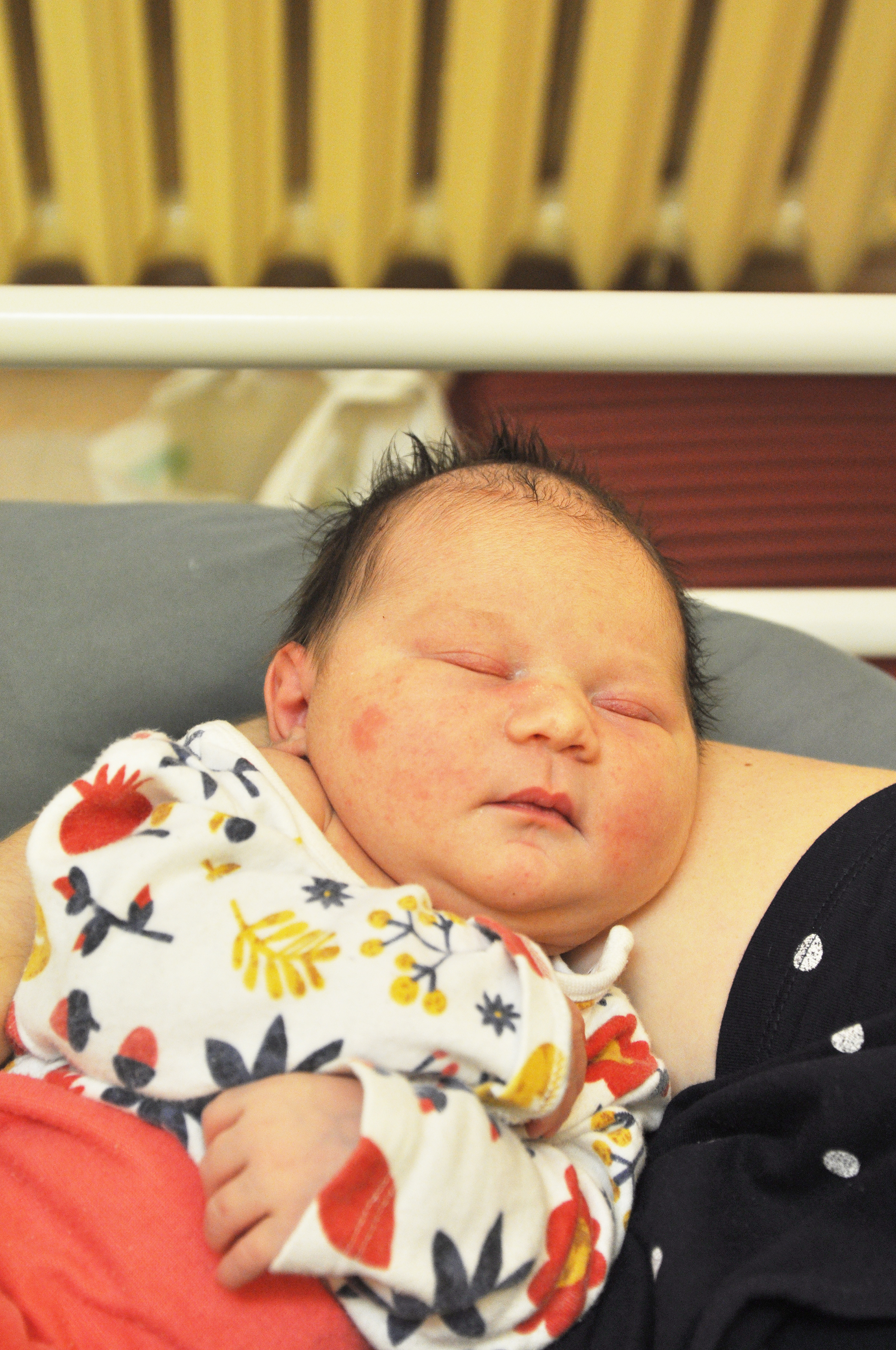 Ania Zawadka wybrała na datę urodzin 9 lutego. O 2.28 ważyła 3940 g i mierzyła 56 cm. Mama Martyna Anna i tato Marcin mieszkają w Raciborzu. Ania jest ich pierwszym dzieckiem.