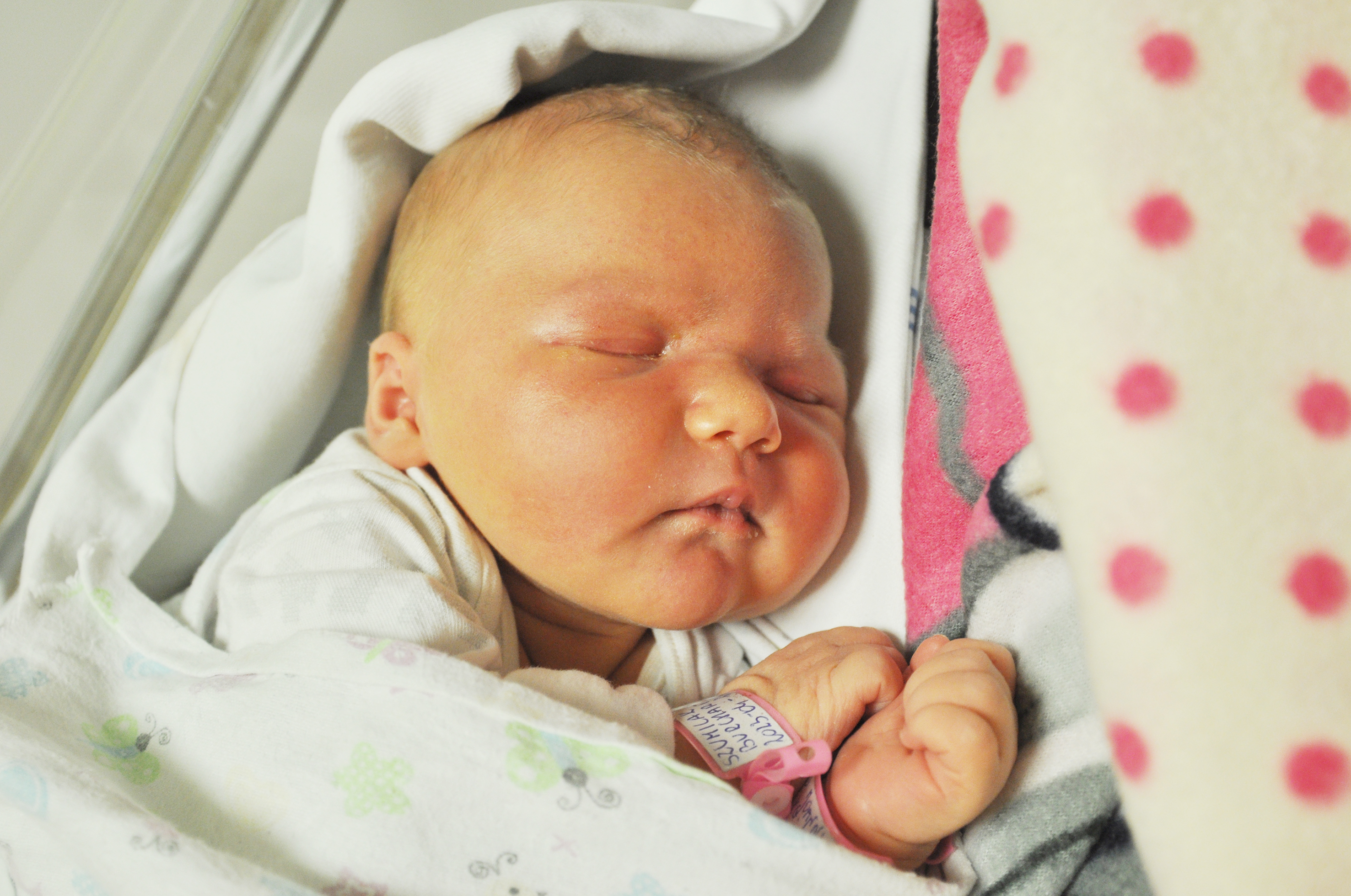 Lena Szumilak jest nową raciborzanką. Urodzona 24 kwietnia dziewczynka ważyła 3910 g i mierzyła 54 cm. Mama Joanna i tato Andrzej cieszą się swym pierwszym dzieckiem.