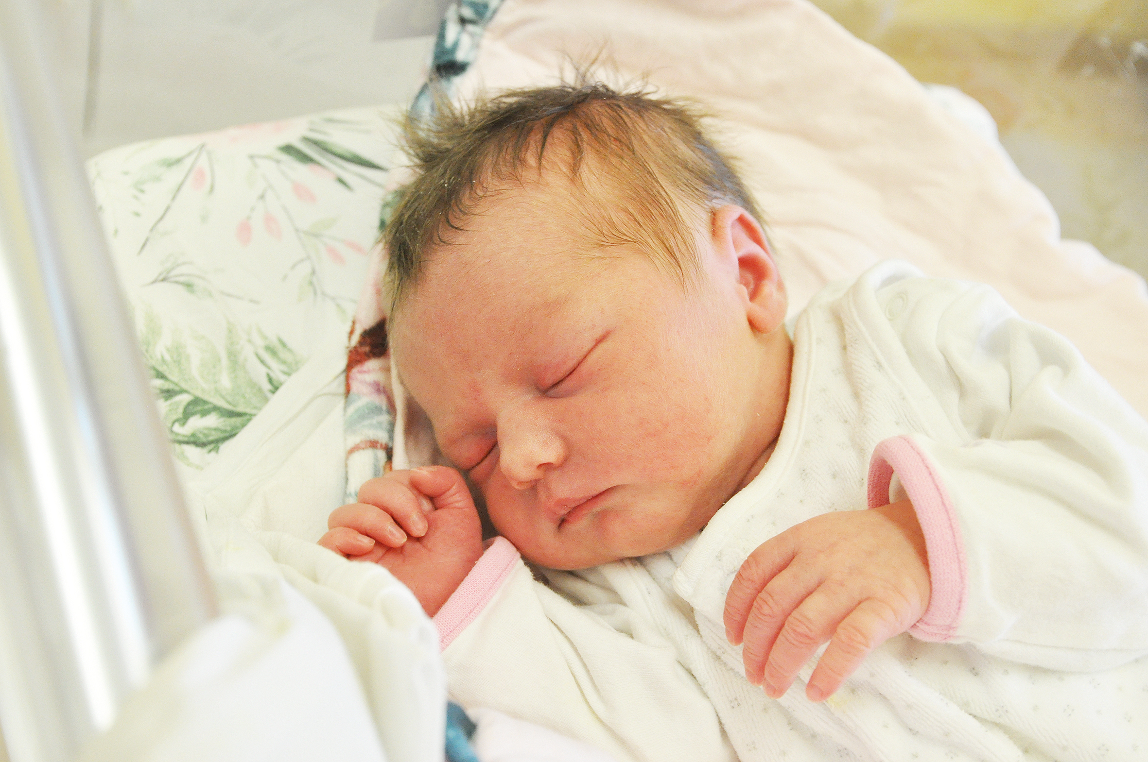 Ola Kamczyk jest córeczką Justyny i Michała z Kobyli. Urodziła się 8 maja o 1.18. W domu czekają na siostrę Szymek i Wojtek.
