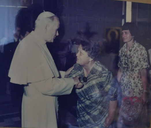 Spotkanie pani Klary z polskim papieżem Janem Pawłem II