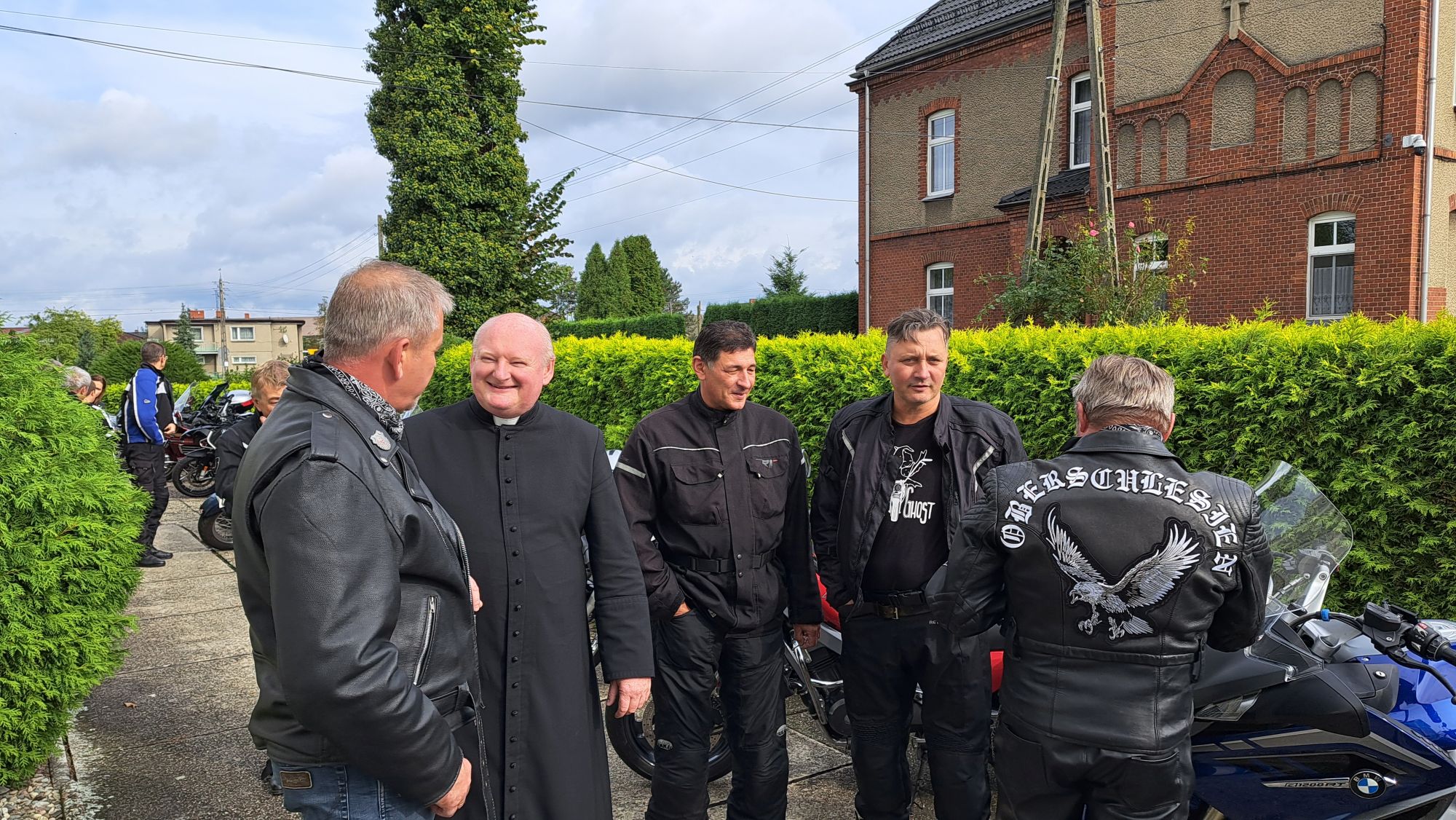 Pasja do motocykli sprawiła, że ks. Marcin Szaboń zdecydował się w tym roku dołączyć do "duchowej rodziny" z Kuźni Raciborskiej