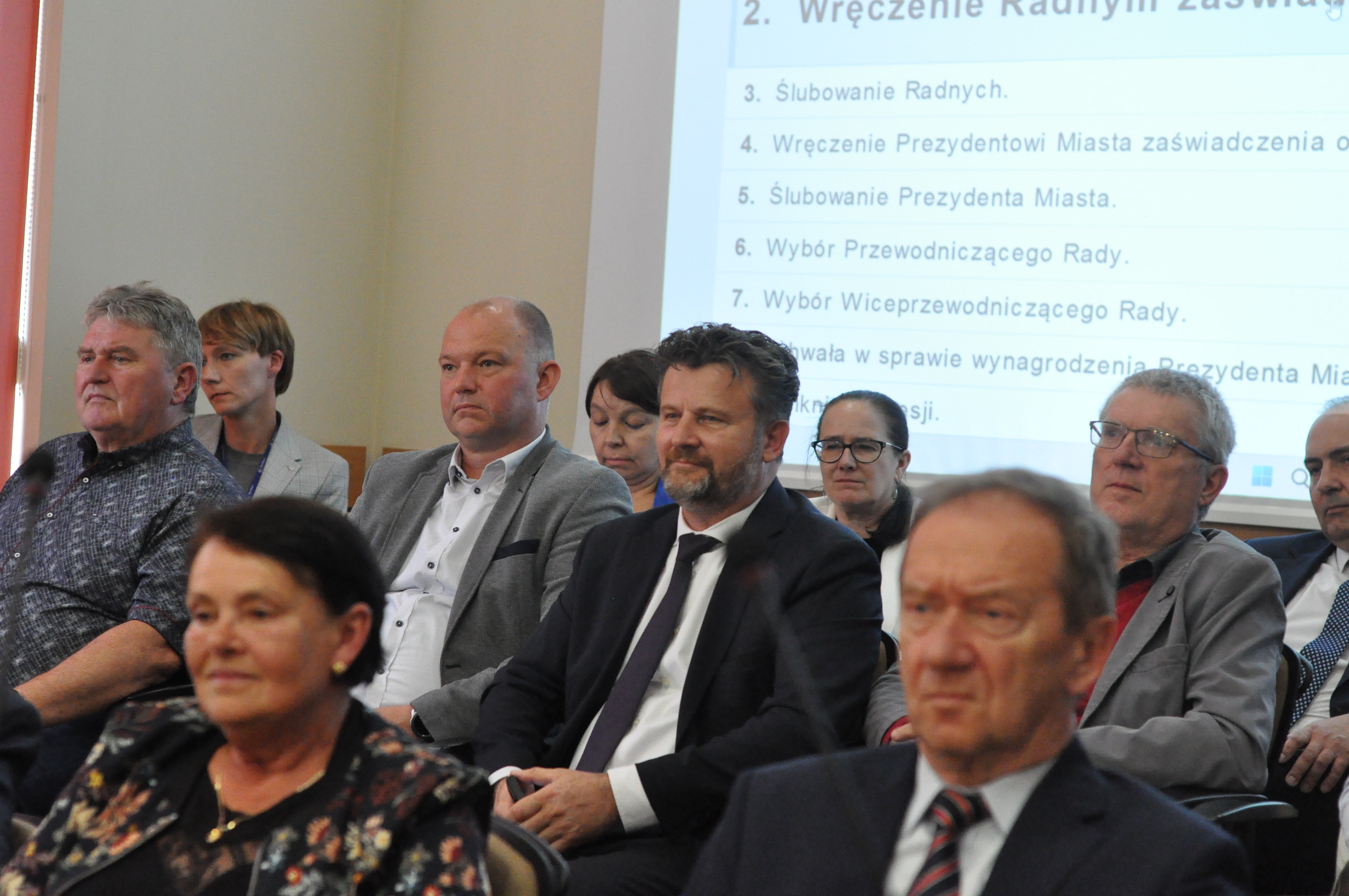 Na pierwszą sesję przyszli byli szefowie spółek miejskich - Krzysztof Kubek z wodociagów, Władysław Konopka ze składowiska odpadów i Stanisław Mucha z PK