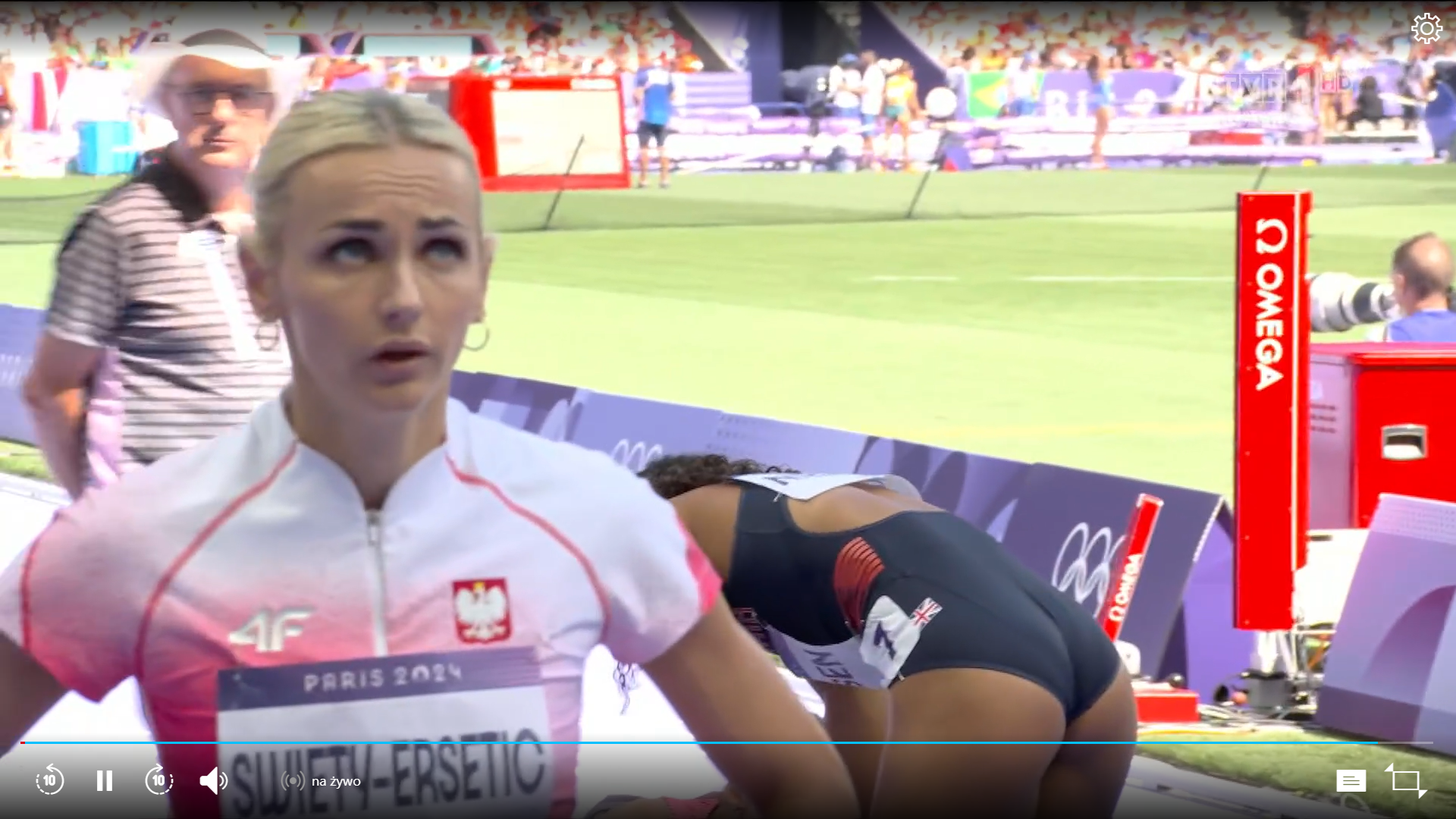 Justyna Święty-Ersetic po biegu eliminacyjnym na 400 m